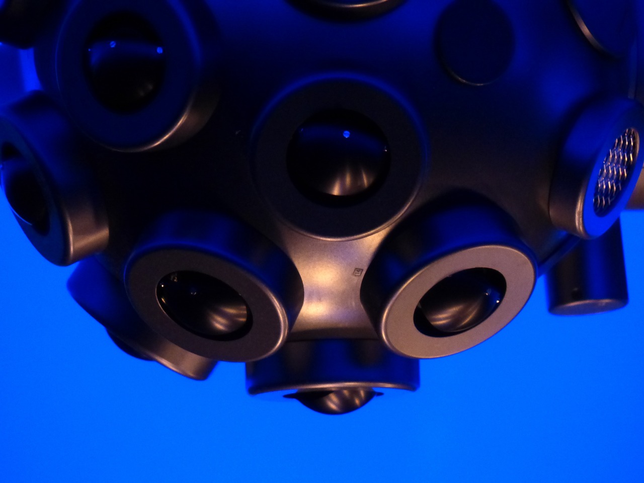 明星情侣公开恋情最新动态，甜蜜瞬间、未来展望揭秘