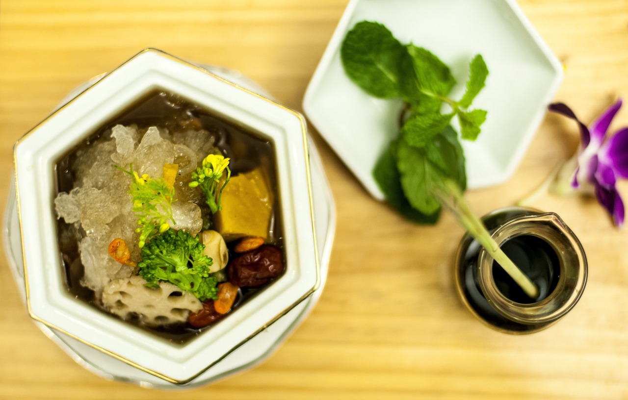 辛巴糖水燕窝事件深度解析，最新进展与探讨