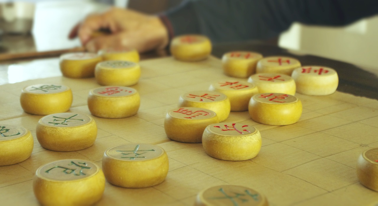 罗翔最新动态，法律领域的杰出成就与发展探索之路