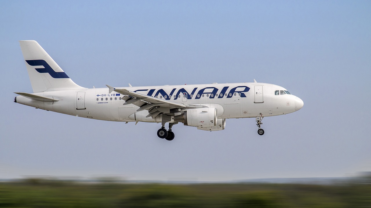 探索航空前沿，航空公司最新航班与创新旅行体验