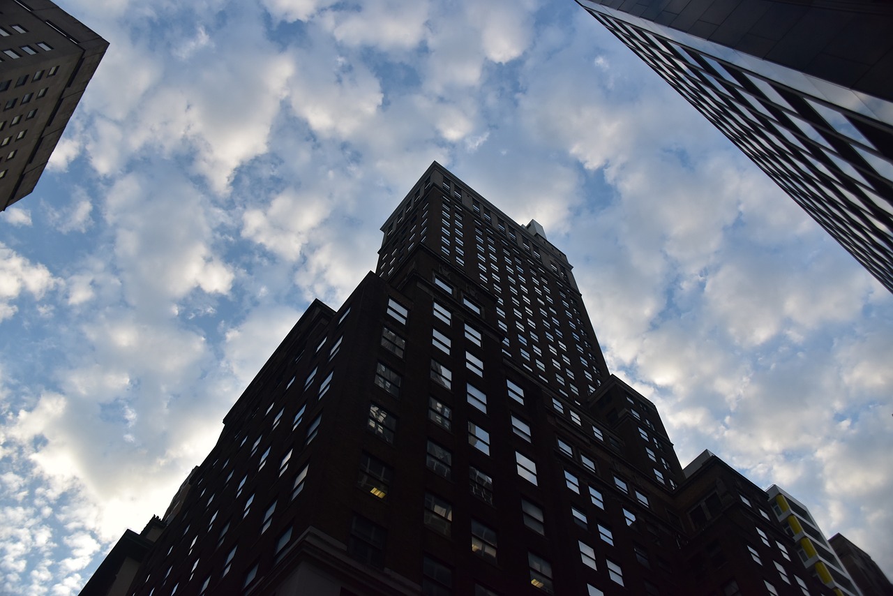 融创最新政策引领行业重塑,开创未来发展新篇章