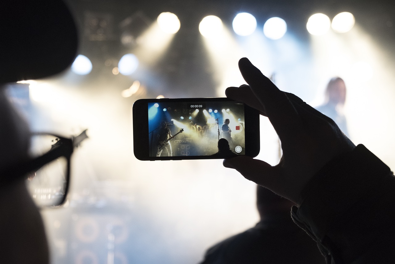 山西饭店坍塌事件，最新直播报道与分析