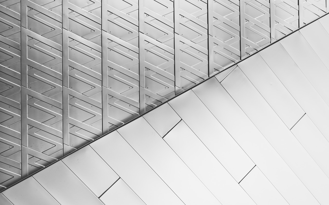 关于1.2mm铝合金门窗价格的深度研究与探讨