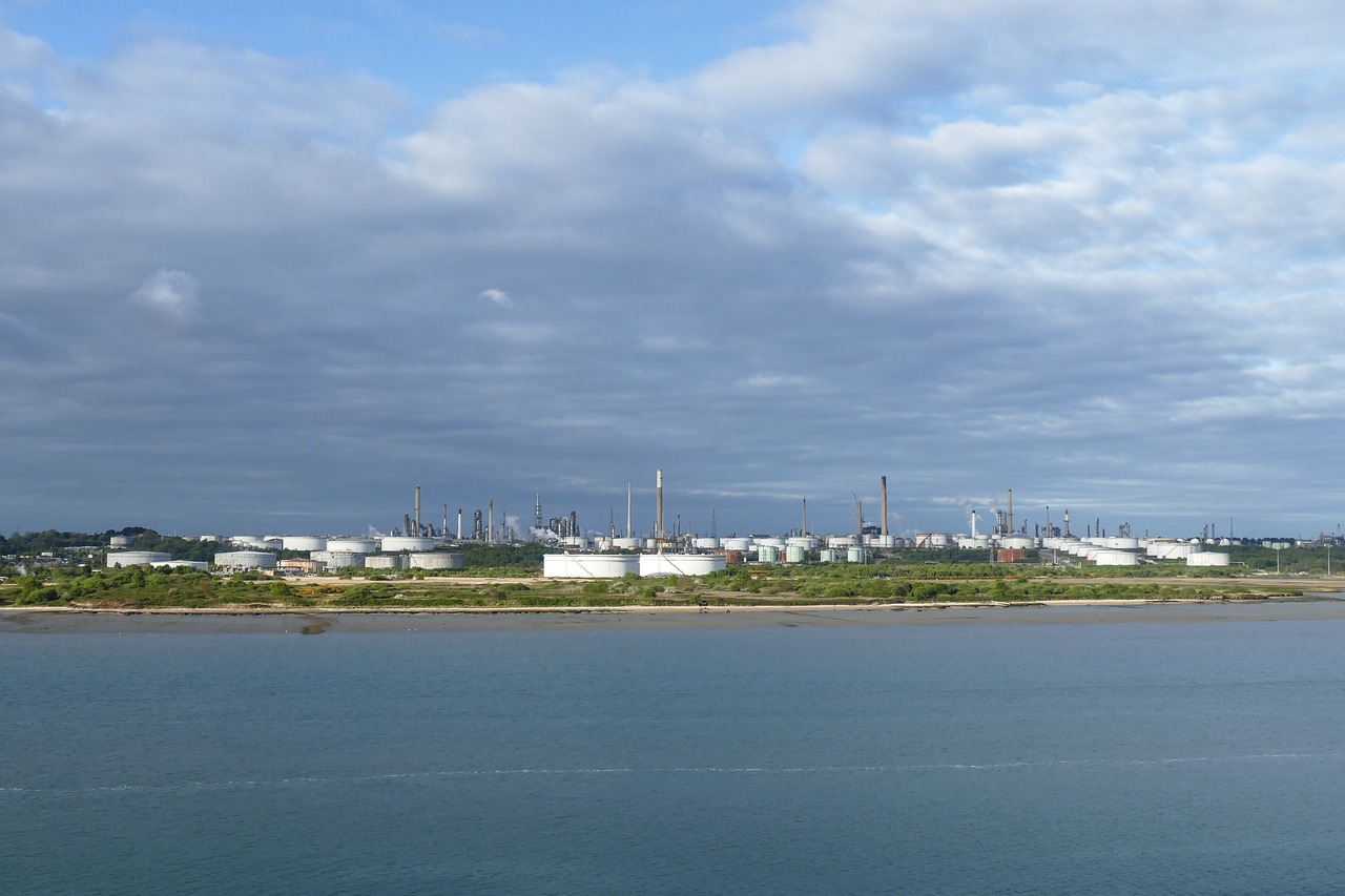 原油石油最新实时消息，全球市场动态、未来展望一网打尽