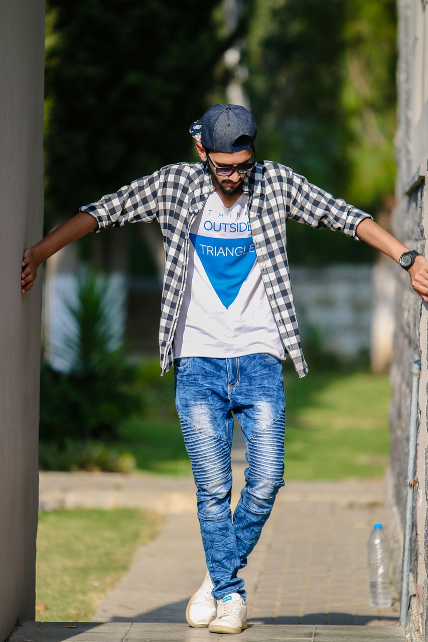 LV男士短袖最新款,时尚与品质的完美融合风采展示