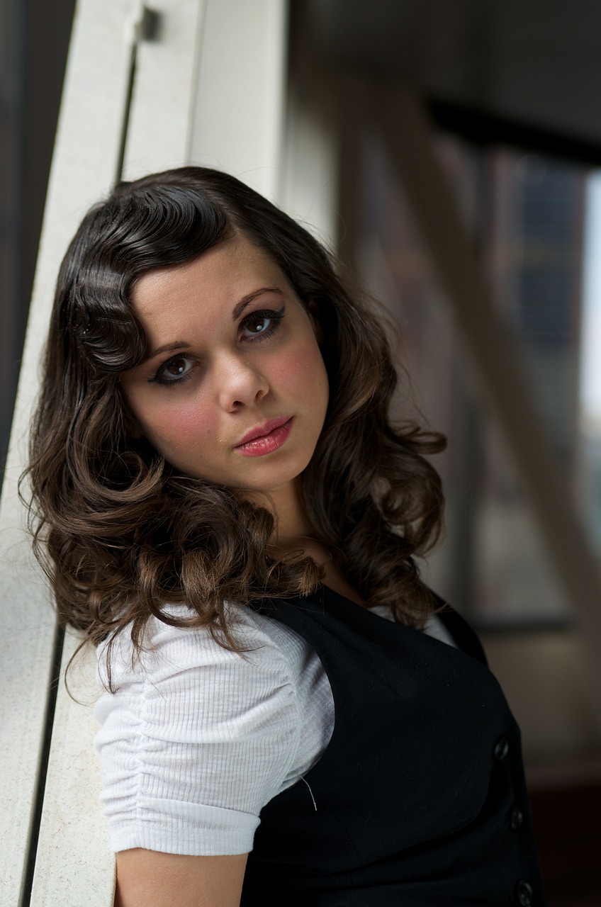 伊万卡最新凸点时尚风采，展现魅力与无限可能性