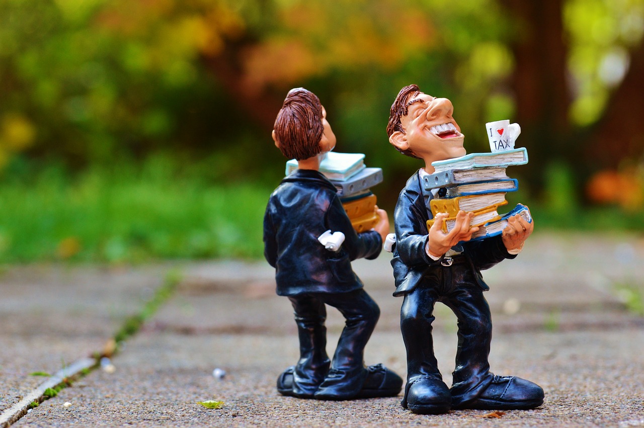 微信头像搞怪情侣最新潮流,最新情侣头像推荐,搞怪风格大热!