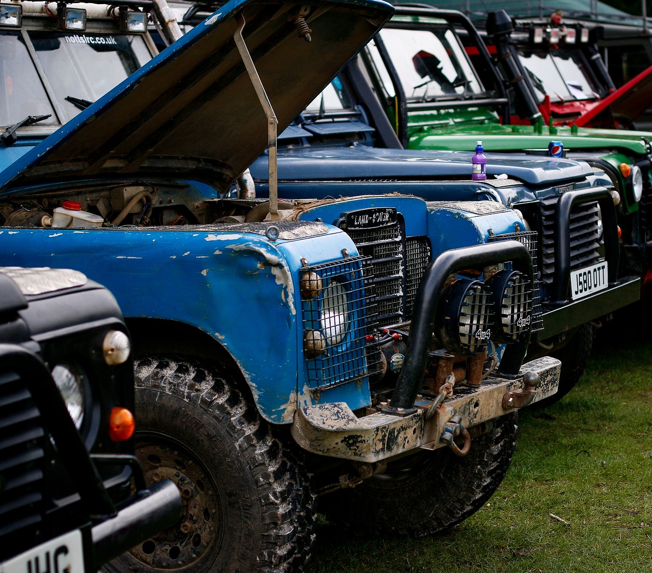 揽胜极光路虎最新报价，豪华SUV首选之车的价格概览