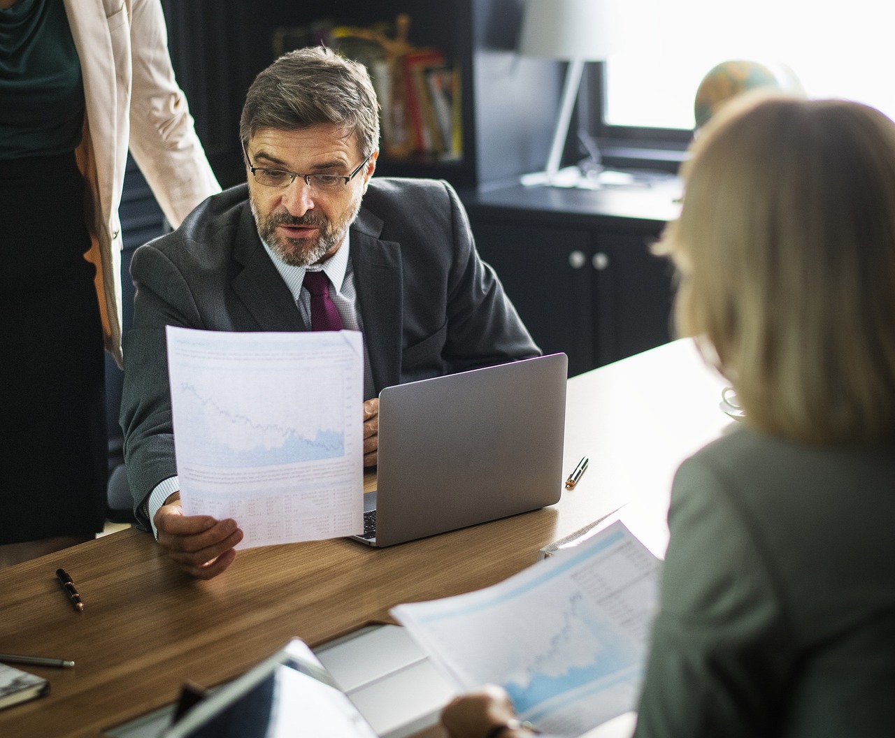 美国大选开票最新情况及分析简报
