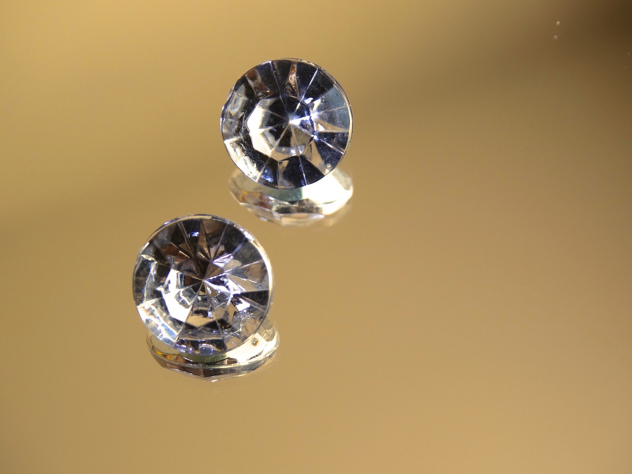 聂欢最新动态,耀眼光芒持续闪耀