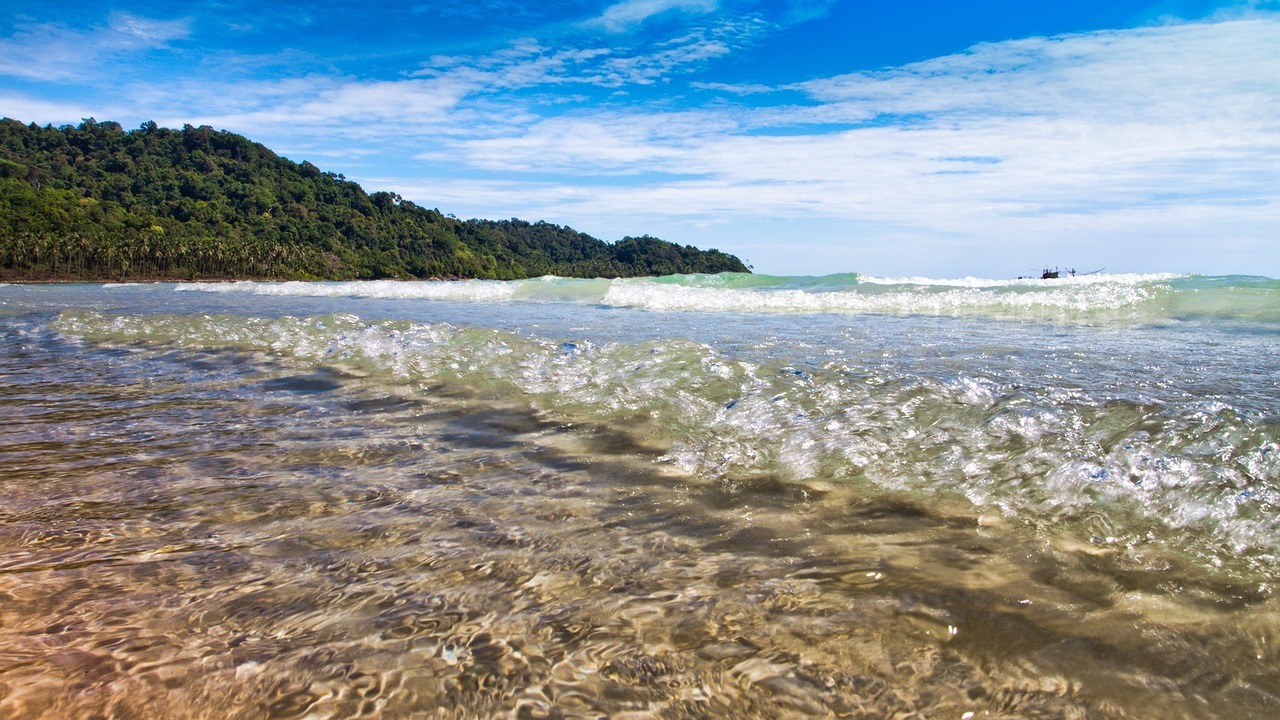 三亚气候分析与旅游指南,最新气候解读与是否寒冷的解答