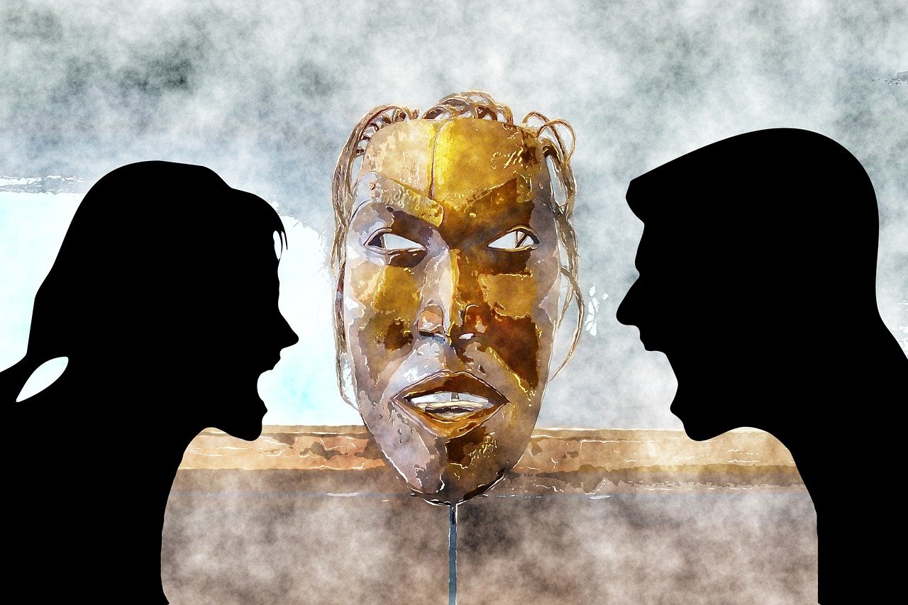 伦理片与涉黄问题的探讨,对2018年伦理片的反思与批判