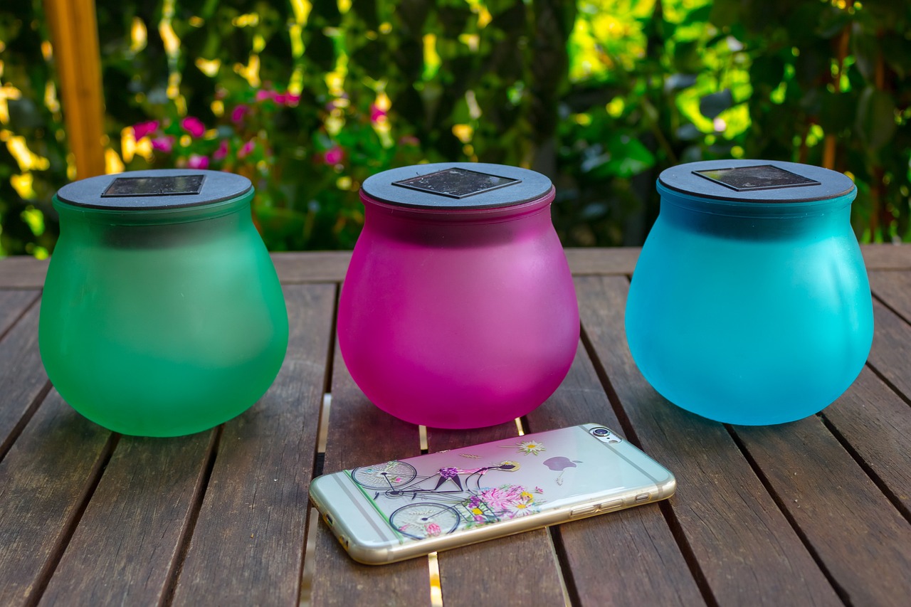 苹果最新SE系列手机是否赠送耳机？最新动态与市场趋势解析