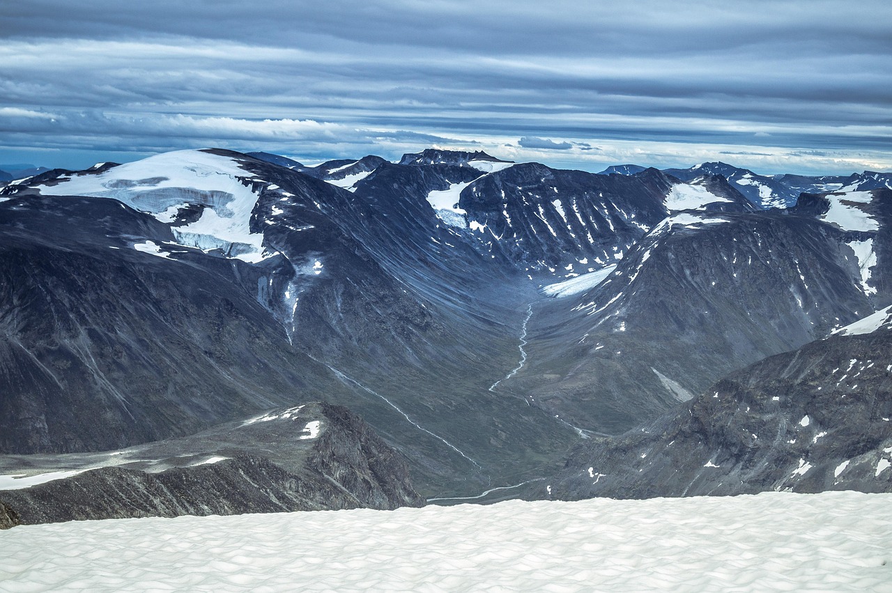 下载最新版英雄游戏，开启虚拟世界的冒险探索之旅