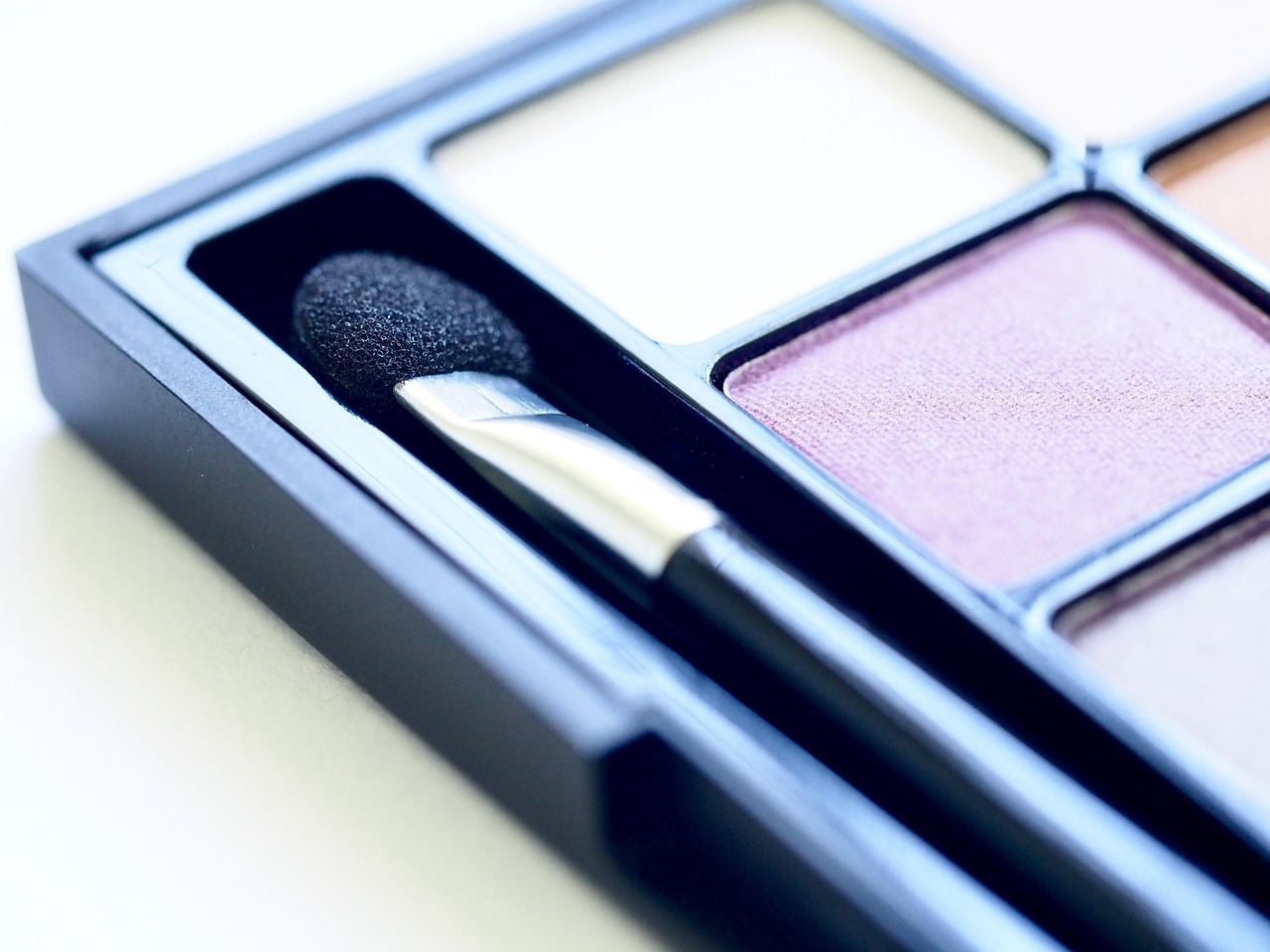 圣罗兰唇釉最新款，时尚魅力的极致诠释