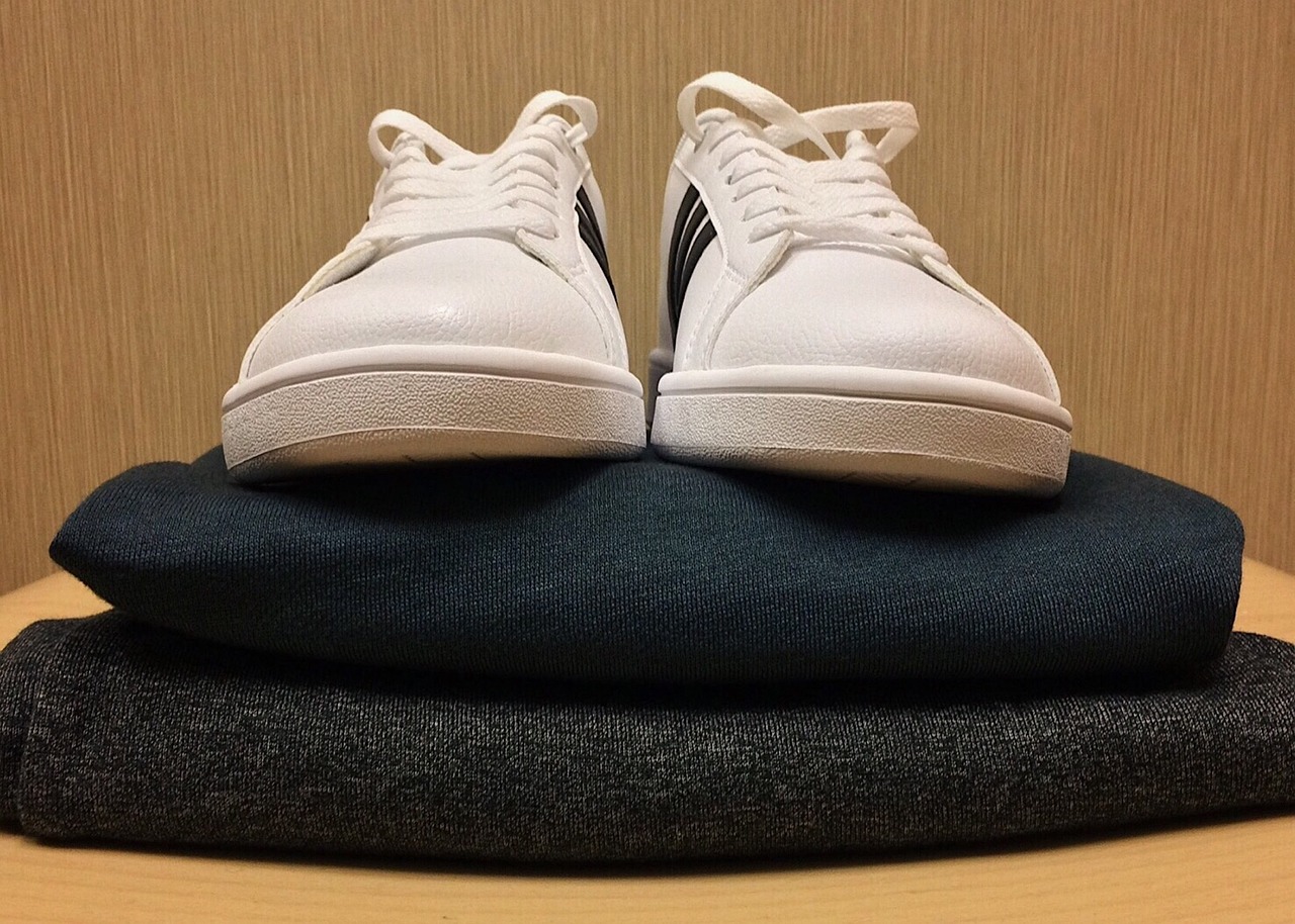 斯凯奇最新鞋款，时尚与舒适的完美融合搭配展示