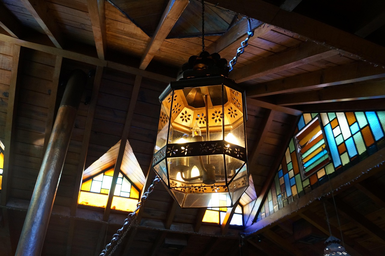 雷士最新款吸顶灯，科技与艺术的完美融合