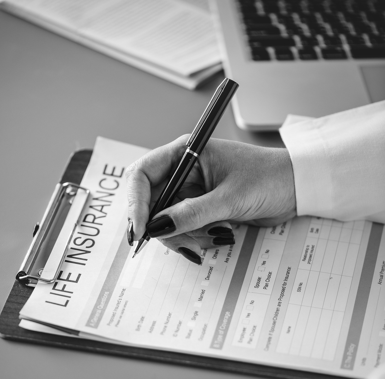 美国新冠病人最新数据概况与影响分析