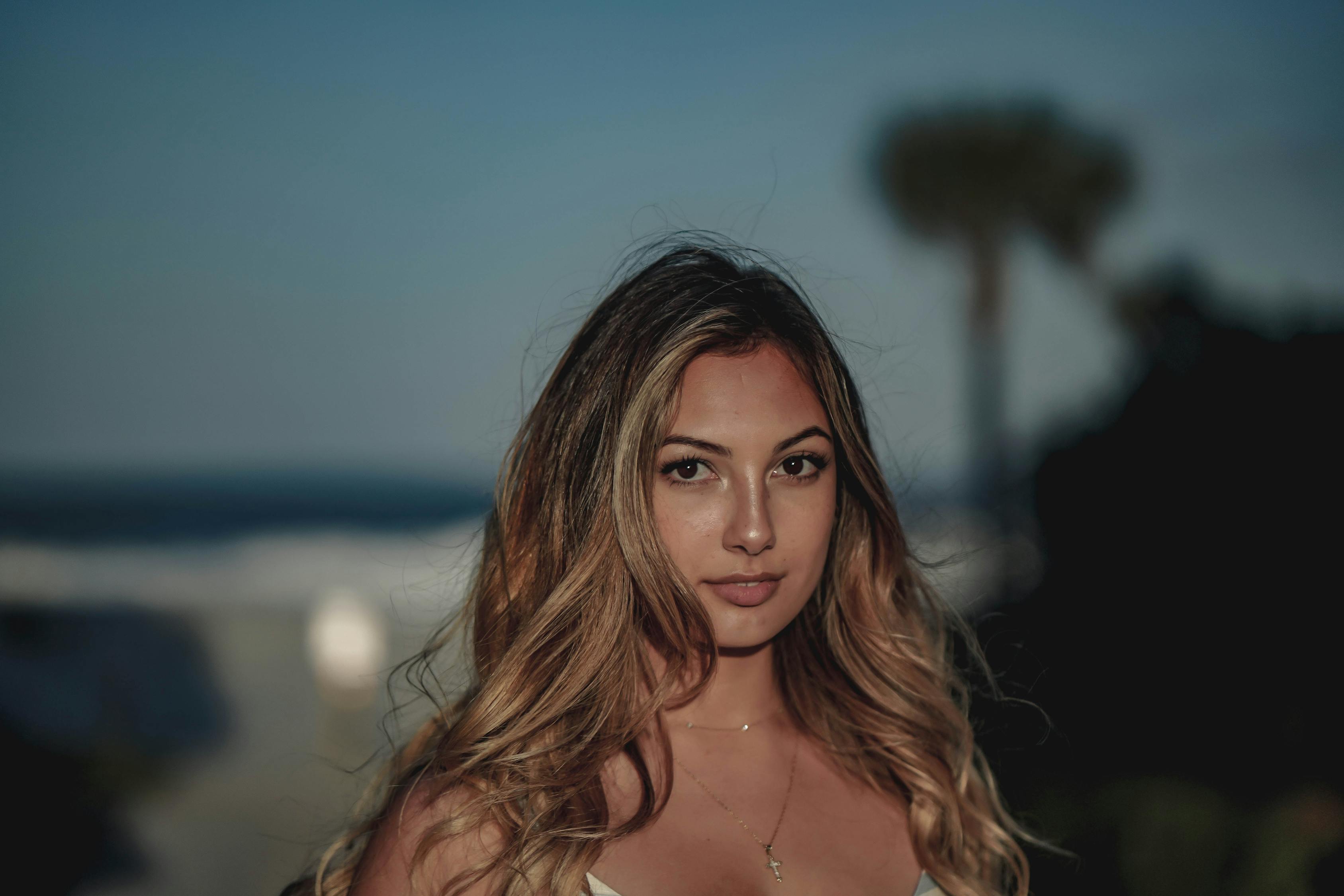 郑爽吴昕综艺节目展现真实魅力与自我风采