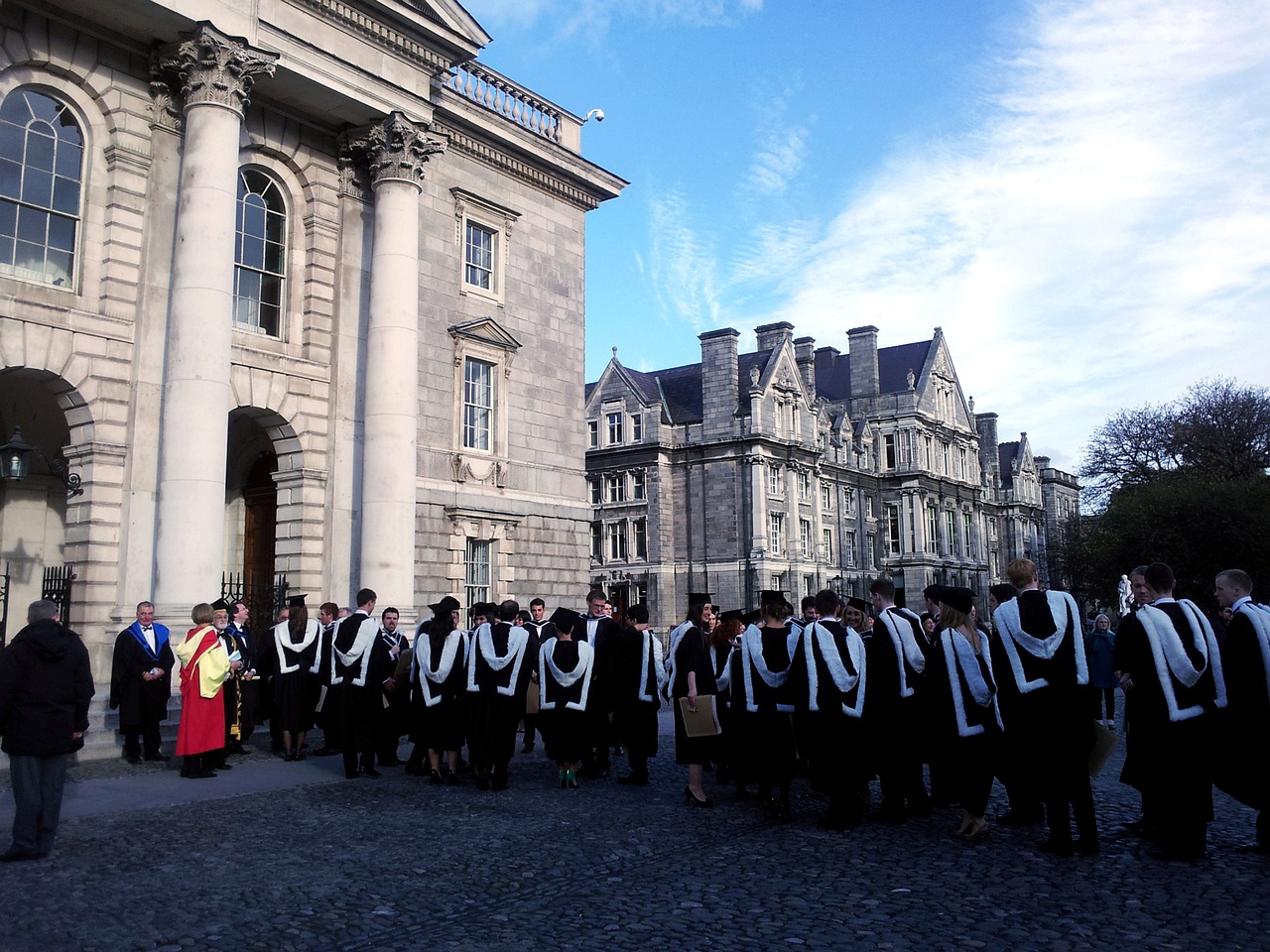 检察机关疫情防控工作实践、成效与最新动态探索