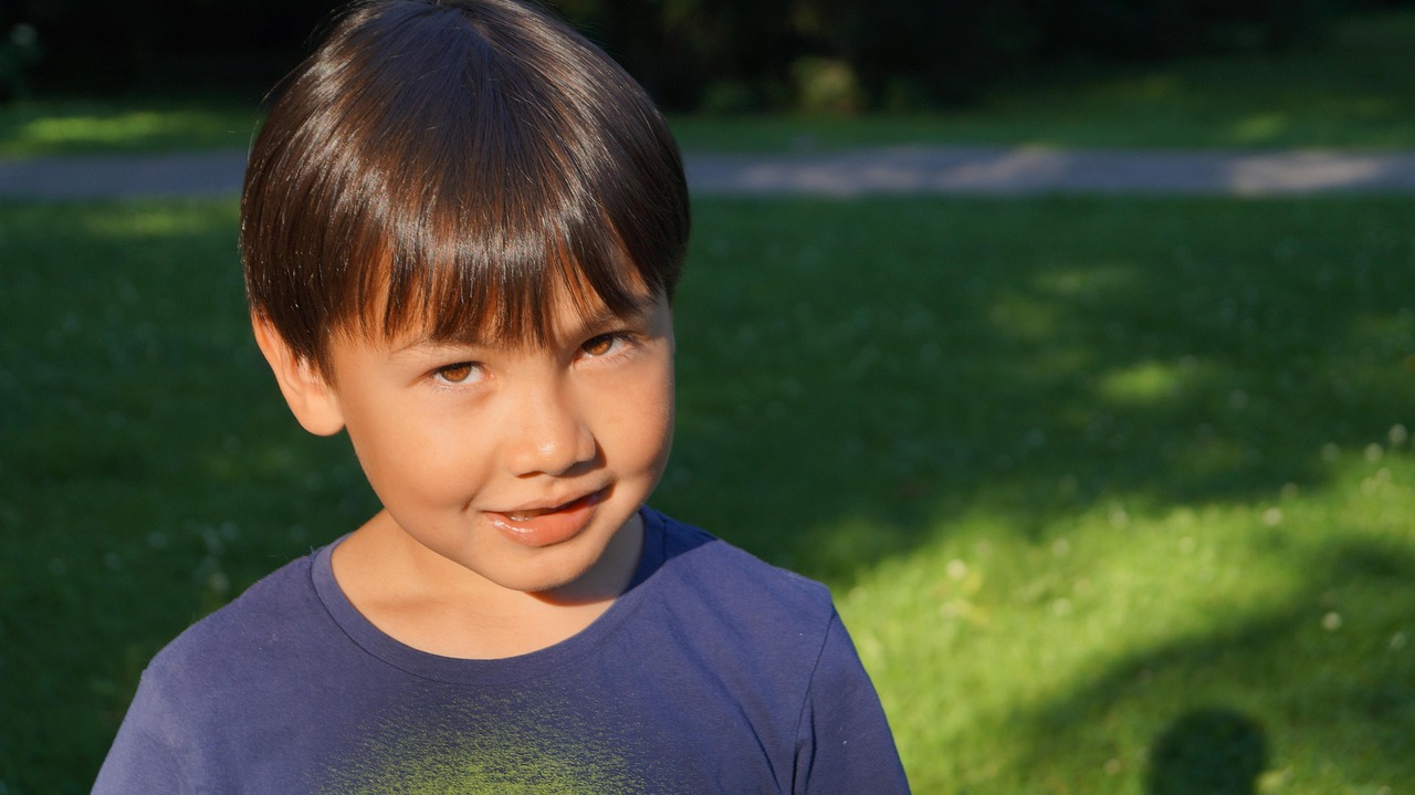 最新发型扎法学生，时尚与学习相得益彰的发型设计指南