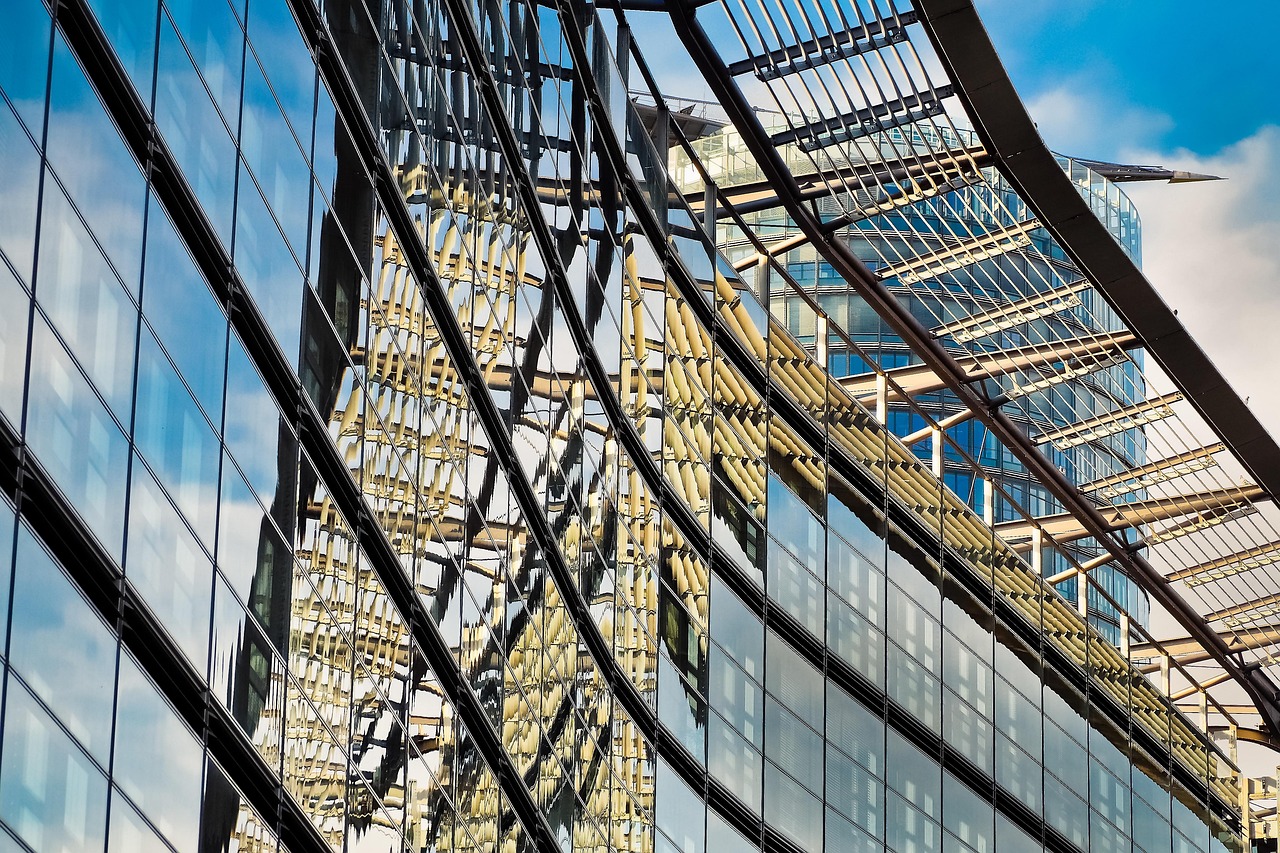 革新设计下的加装电梯最新方案与未来展望