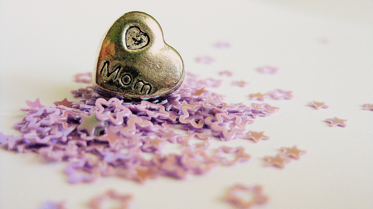 日本三行情书，浅述情感之美的独特魅力