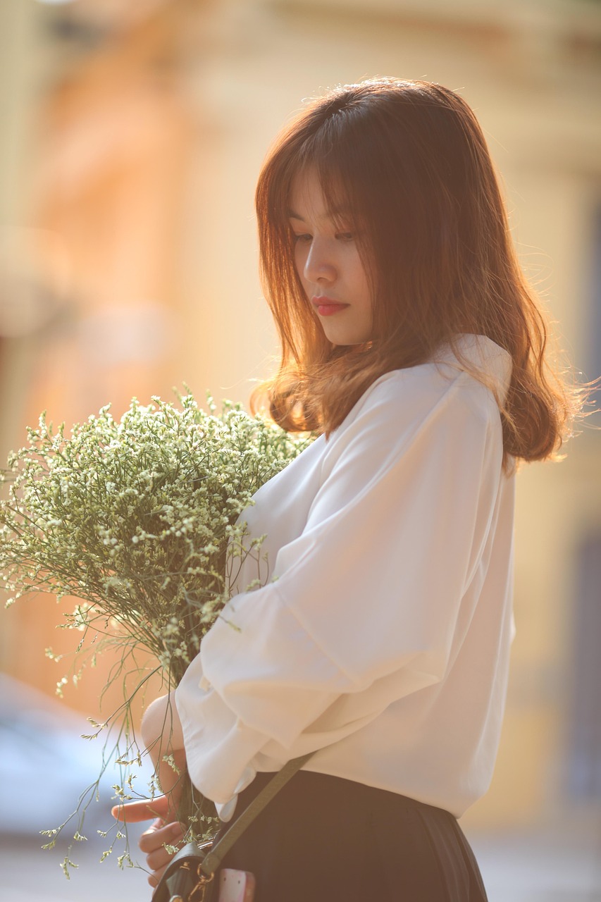 高露演员，演艺之路的闪耀之星