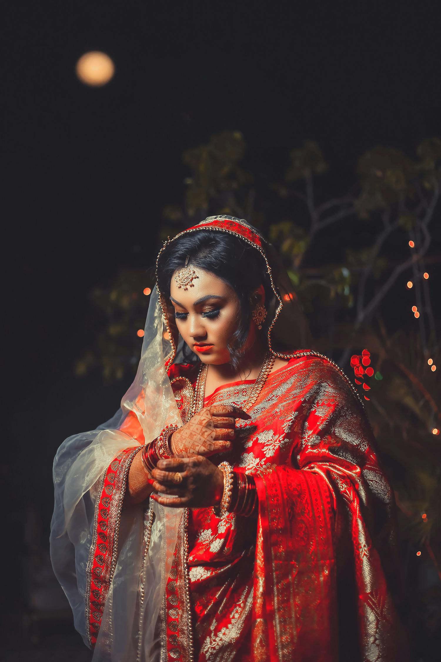 白百何的艺术之旅，最新写真集展现独特魅力