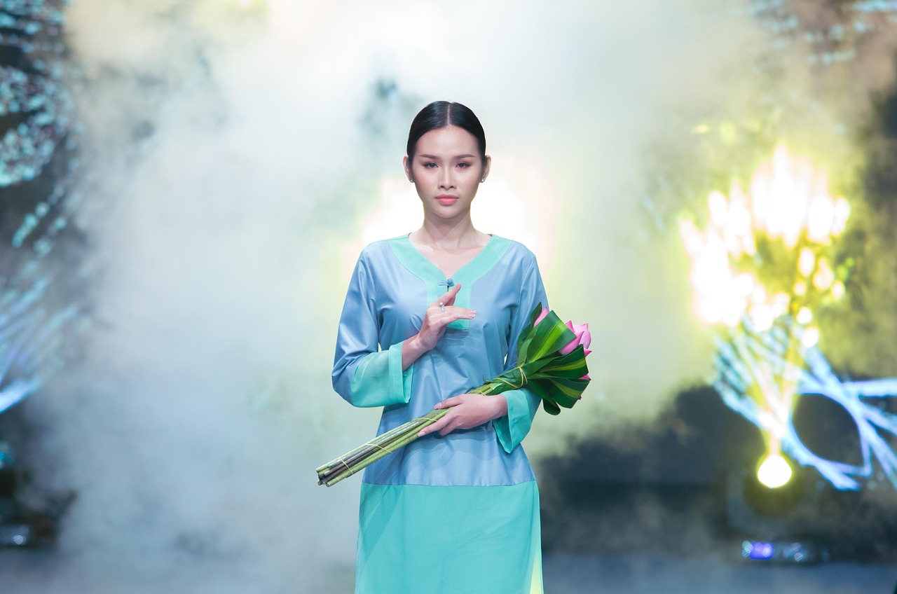 四月璀璨的明星阵容，花千骨演员表全解析