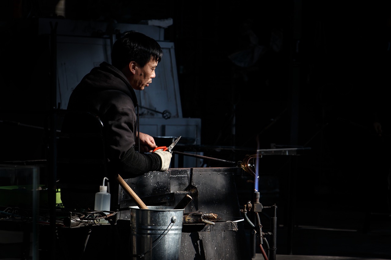 四月搭错车，电影中的奇遇引发深刻反思