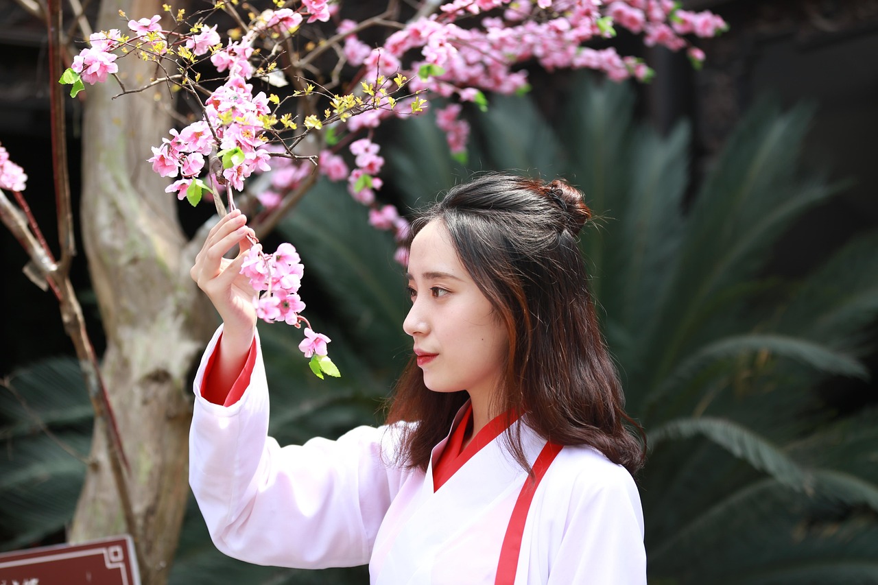 四月的浪漫风暴，老韩剧中的精彩电视剧回顾