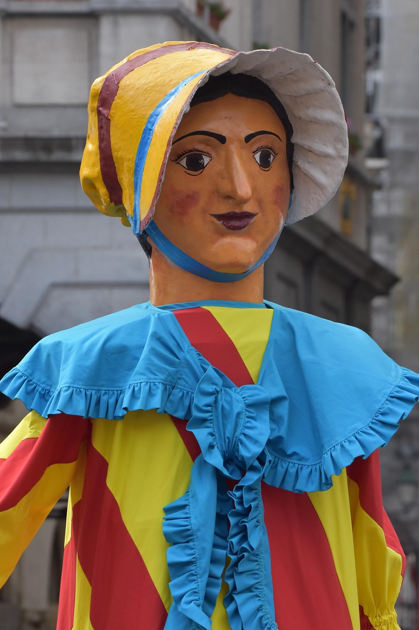 揭秘奚梦瑶五月最新动态，时尚与公益并行，潮流前沿的公益使者