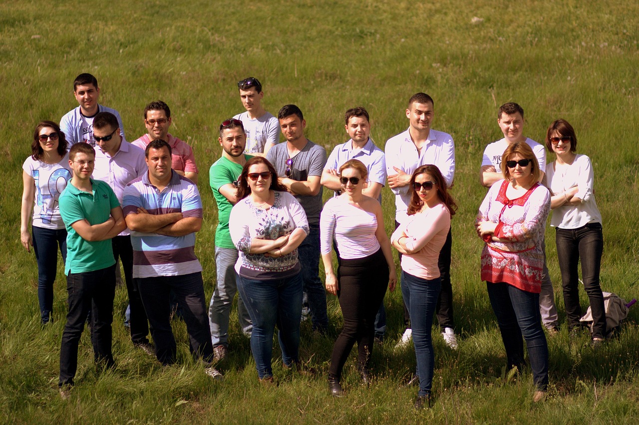 五月爱情公寓5，爱情与友情的温馨绽放